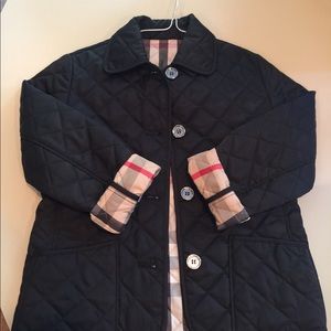 Burberry Girls Quilted Blk Jacket w/Plaid (6yr)